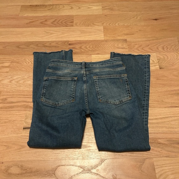 Pilcro the Yaya Mid Rise Cropped Jeans - Picture 4 of 5